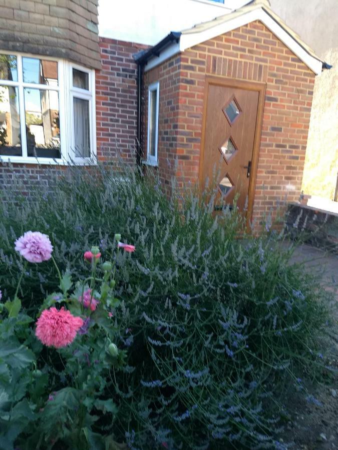 Quiet Comfortable Patcham Studio Free Parking Hallway Shared With Host Διαμέρισμα Μπράιτον Εξωτερικό φωτογραφία